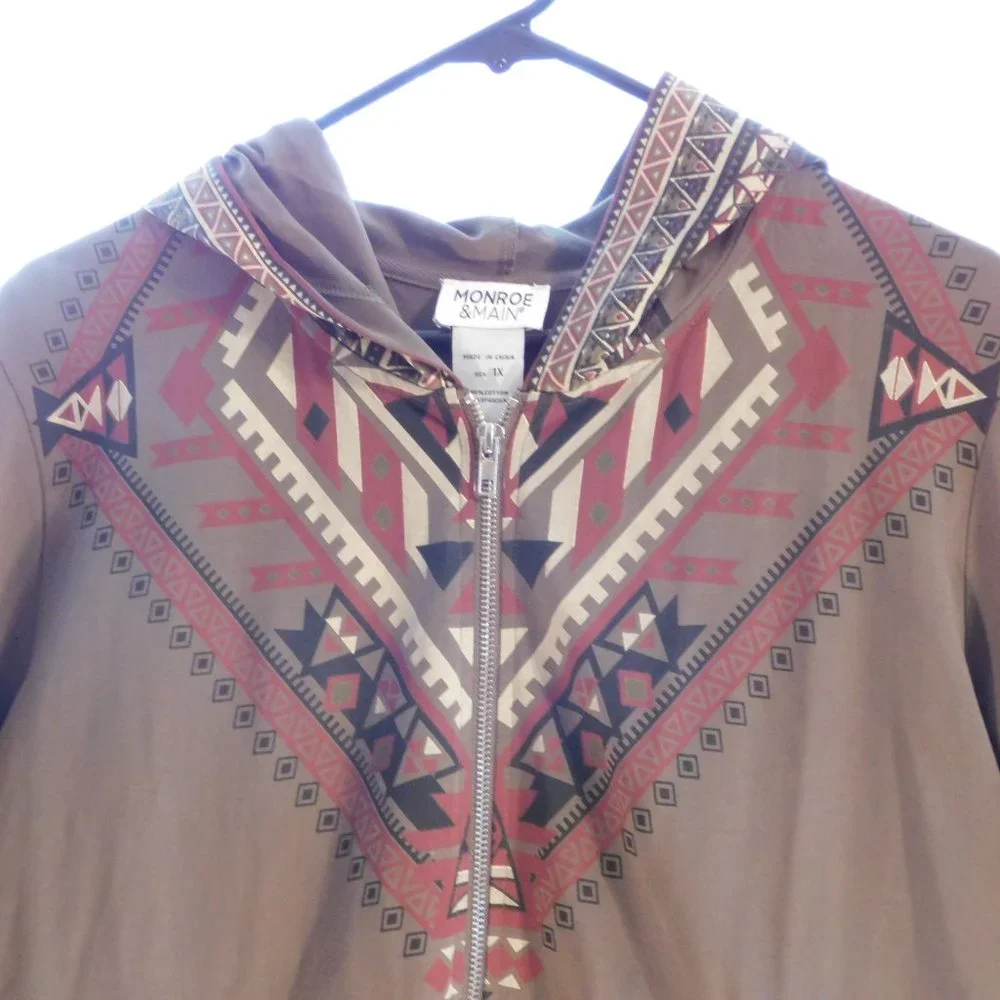 Aztec Style Jacket - Picture 2 of 3